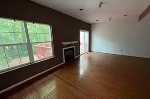 12119 Sutton Ln, Bowie, MD 20720 - Photo 7