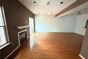 12119 Sutton Ln, Bowie, MD 20720 - Photo 11