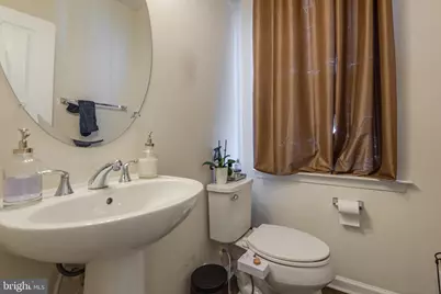 2728 Duvall Ridge Road, Hyattsville, MD 20785 - Photo 17
