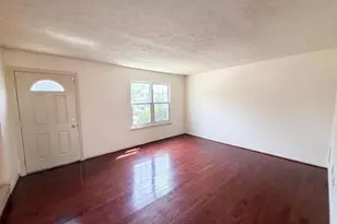 2726 Crestwick Pl, District Heights, MD 20747 - Photo 3