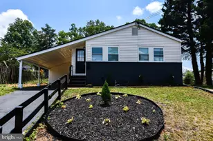 1517 Colony Rd, Oxon Hill, MD 20745 - Photo 1