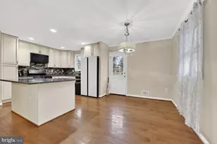 3809 Walnut Ln, Suitland, MD 20746 - Photo 5