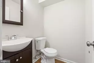 542 Peacock Dr, Landover, MD 20785 - Photo 15