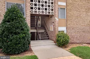 512 Wilson Bridge Dr, Oxon Hill, MD 20745 - Photo 25