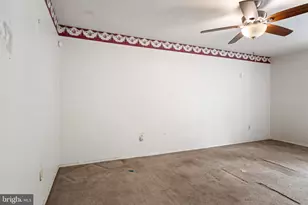 512 Wilson Bridge Dr, Oxon Hill, MD 20745 - Photo 19