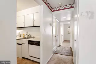 512 Wilson Bridge Dr, Oxon Hill, MD 20745 - Photo 11