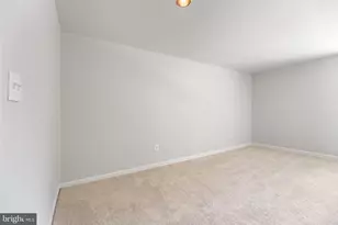 526 Wilson Bridge Dr, Oxon Hill, MD 20745 - Photo 5