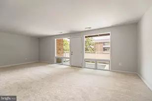 526 Wilson Bridge Dr, Oxon Hill, MD 20745 - Photo 19
