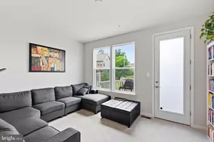 3469 Carnaby St, Hyattsville, MD 20782 - Photo 9