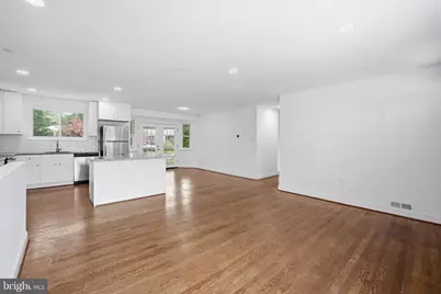 7410 Baylor Avenue, College Park, MD 20740 - Photo 9