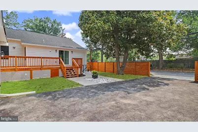 4719 Rittenhouse Street, Riverdale, MD 20737 - Photo 37