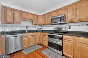 10522 Lime Tree Way, Beltsville, MD 20705 - Photo 7