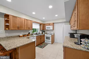 12623 Kembridge Dr, Bowie, MD 20715 - Photo 15