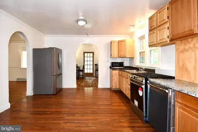 301 Loureiro Lane, Oxon Hill, MD 20745 - Photo 7