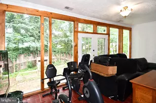 301 Loureiro Ln, Oxon Hill, MD 20745 - Photo 15