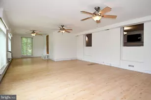 301 Loureiro Ln, Oxon Hill, MD 20745 - Photo 5