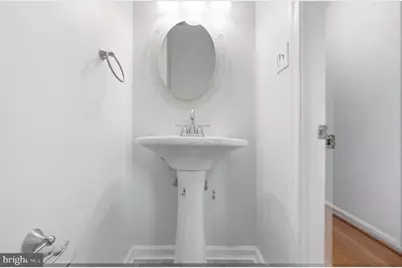 8026 Lakecrest Drive, Greenbelt, MD 20770 - Photo 27
