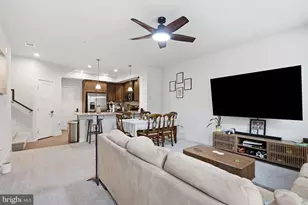212 Matisse Pl, Bowie, MD 20716 - Photo 17