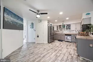6211 Gilbralter Ln, Bowie, MD 20720 - Photo 7