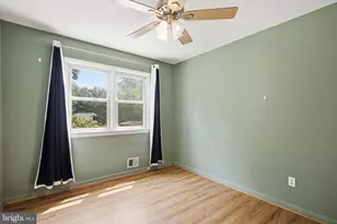 8813 Patricia Ct, College Park, MD 20740 - Photo 17