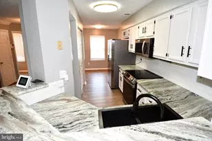 13703 Lord Sterling Pl, Upper Marlboro, MD 20772 - Photo 11