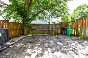 13703 Lord Sterling Pl, Upper Marlboro, MD 20772 - Photo 17