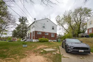 5000 Surrey Ln, Hyattsville, MD 20784 - Photo 3