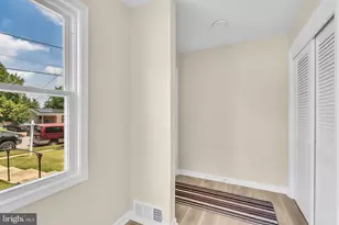 7536 Abbington Dr, Oxon Hill, MD 20745 - Photo 37
