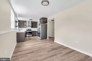 7536 Abbington Dr, Oxon Hill, MD 20745 - Photo 9