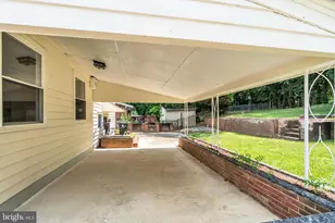 7536 Abbington Dr, Oxon Hill, MD 20745 - Photo 41