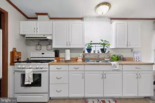 9413 Gumtree Park St, Capitol Heights, MD 20743 - Photo 13