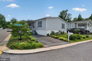 9413 Gumtree Park St, Capitol Heights, MD 20743 - Photo 3