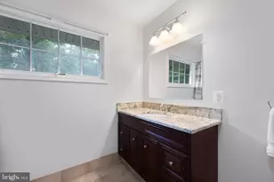 5412 Ridgecroft Dr, Camp Springs, MD 20746 - Photo 37
