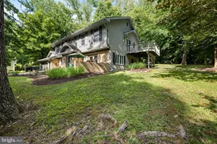 5412 Ridgecroft Dr, Camp Springs, MD 20746 - Photo 3