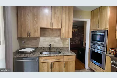 5806 Huntland Road, Temple Hills, MD 20748 - Photo 9