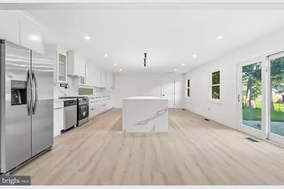 13010 Viewpoint Lane, Bowie, MD 20715 - Photo 5