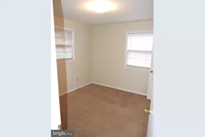 8116 Carrollton Parkway, Hyattsville, MD 20784 - Photo 9