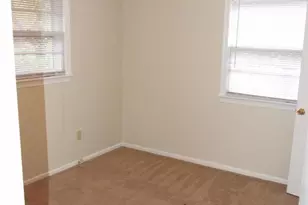 8116 Carrollton Pkwy, Hyattsville, MD 20784 - Photo 9