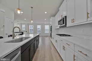 2906 Lewis and Clark Ave, Upper Marlboro, MD 20774 - Photo 19