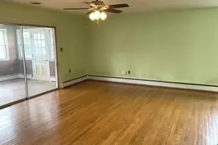 10600 Parrish Ln, Bowie, MD 20721 - Photo 9