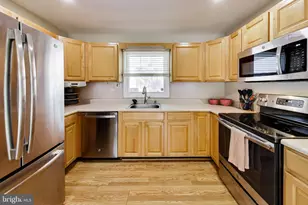 12006 Maddox Ln, Bowie, MD 20715 - Photo 11