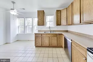13851 Belle Chasse Blvd, Laurel, MD 20707 - Photo 19