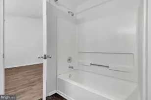 6853 Jade Ct, Capitol Heights, MD 20743 - Photo 19