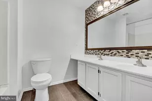 6853 Jade Ct, Capitol Heights, MD 20743 - Photo 17