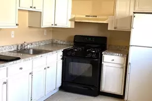 822 Booker Pl, Capitol Heights, MD 20743 - Photo 3