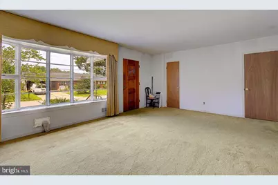 5907 Bedford Lane, Clinton, MD 20735 - Photo 7