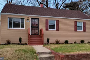 5018 N Englewood Dr, Capitol Heights, MD 20743 - Photo 1