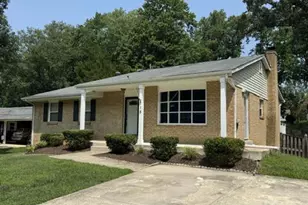 715 Calvert Ln, Fort Washington, MD 20744 - Photo 1