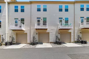 10505 Rawlins Ln, Upper Marlboro, MD 20772 - Photo 27