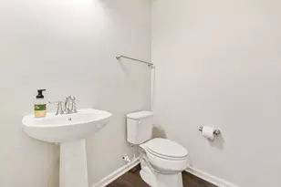 10505 Rawlins Ln, Upper Marlboro, MD 20772 - Photo 7